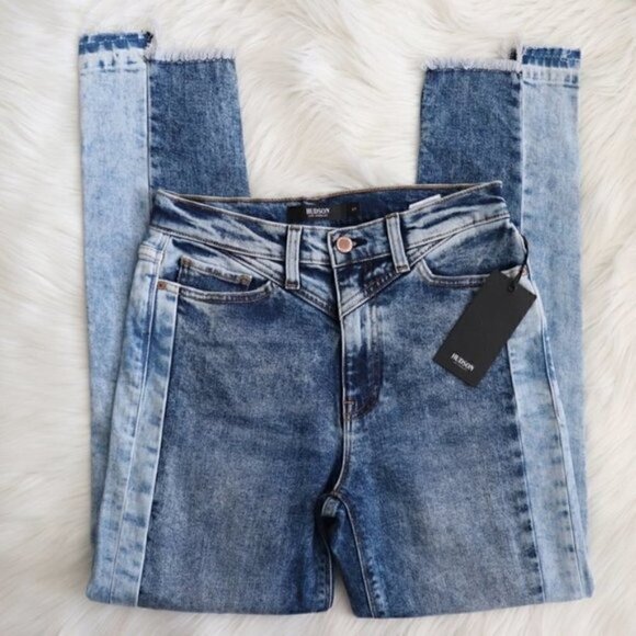 NWT Hudson Zoeey Front Yoke Blue Acid Wash High Rise Cropped Jeans Size 27 - Picture 7 of 9